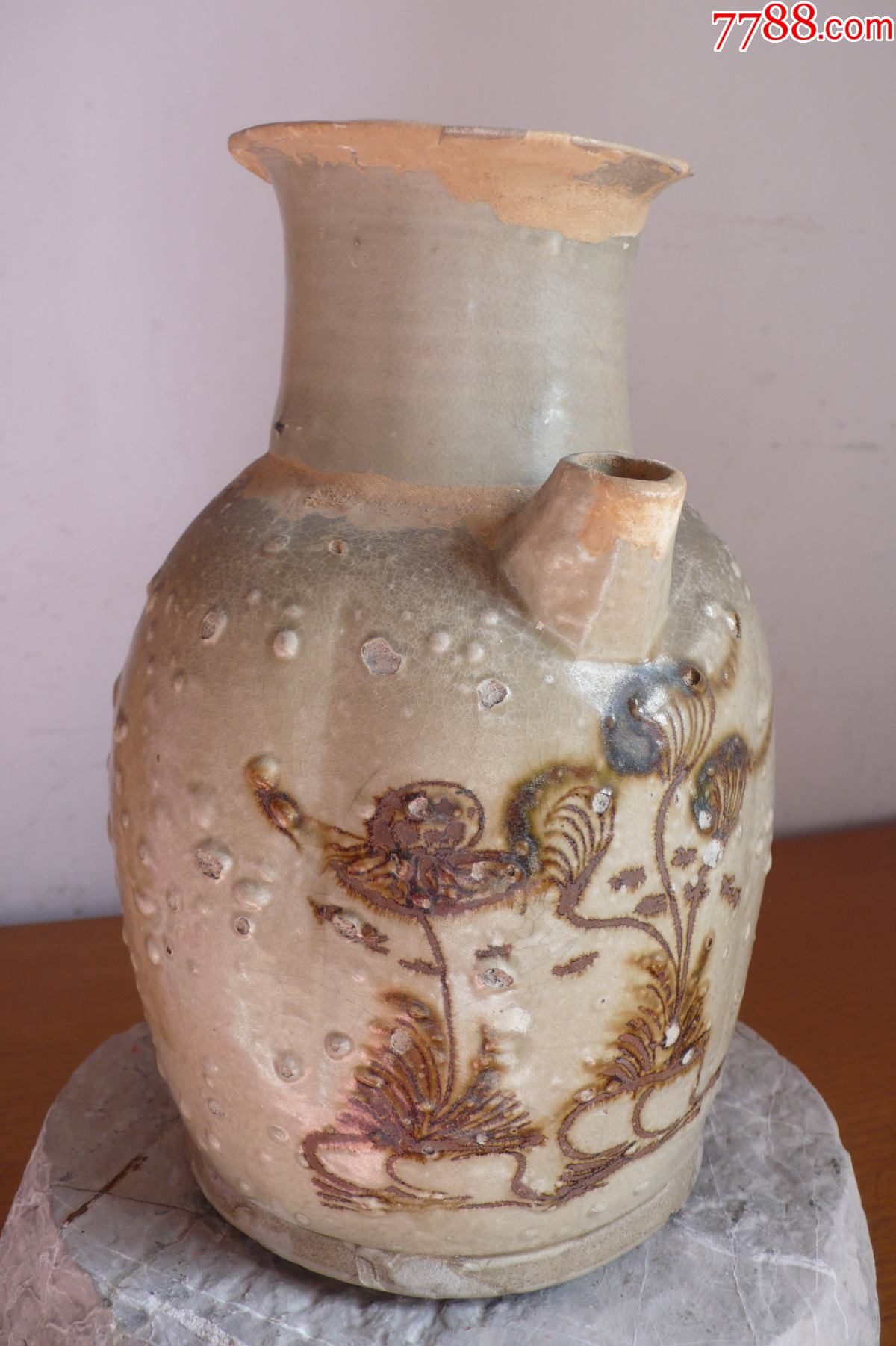 长沙窑青釉褐绿彩花卉纹壶