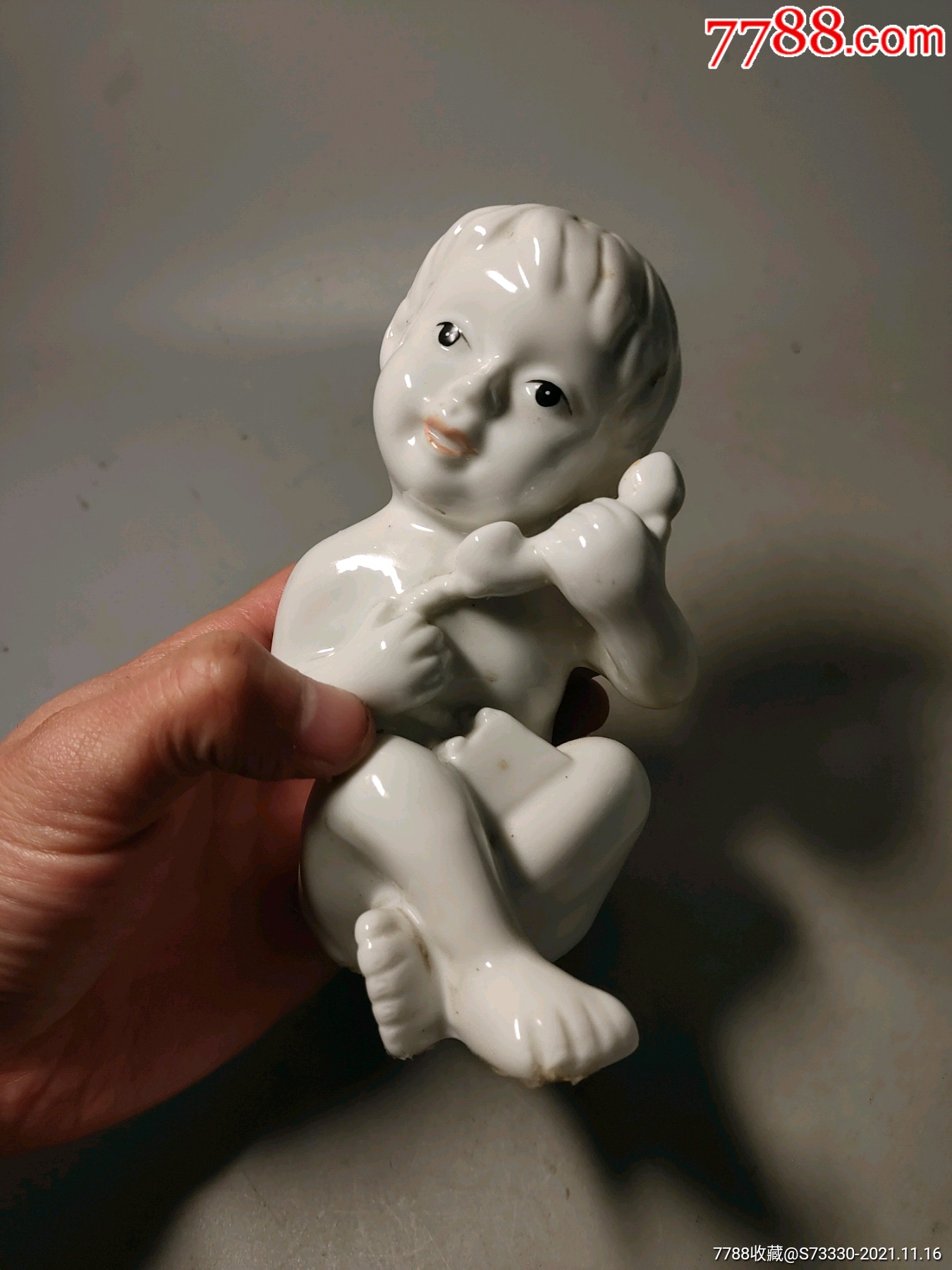 创汇期,打电话的白瓷娃娃