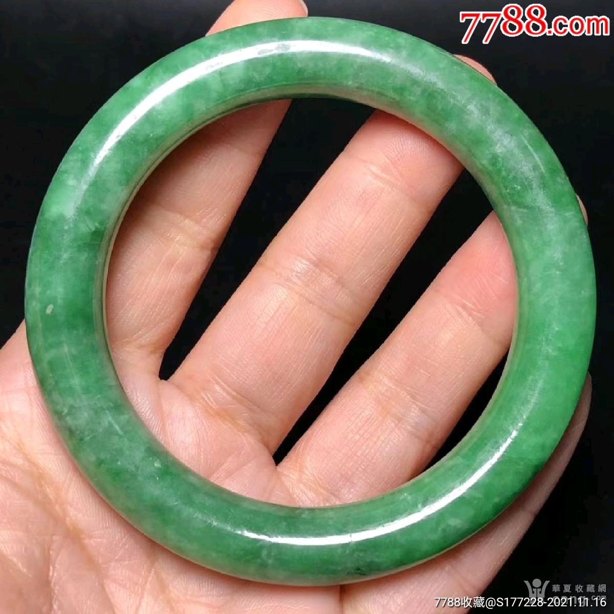 清代a货翡翠手镯