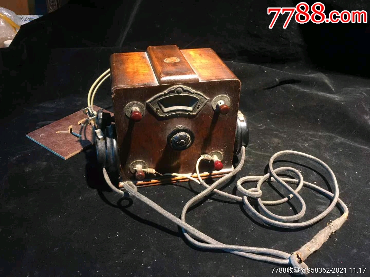 民国抗战时期漂亮的国产矿石收音机漂亮的花篮天线雕花设计旋钮