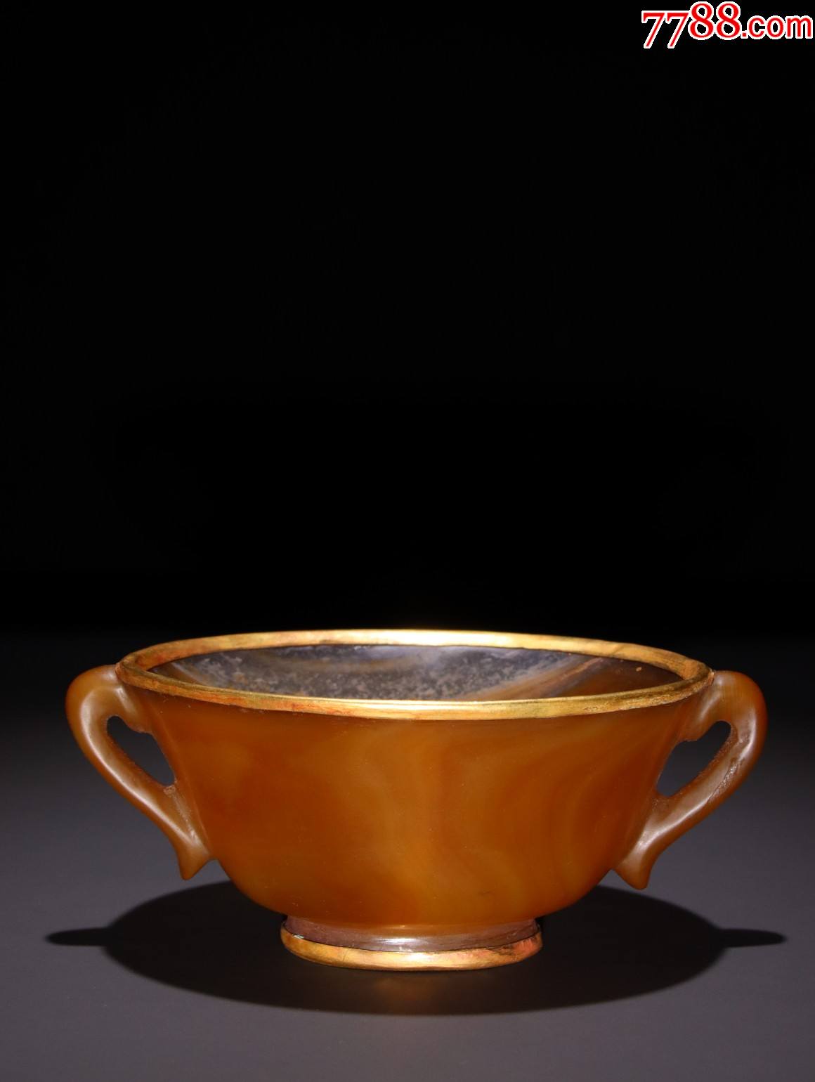 玛瑙包金双耳杯