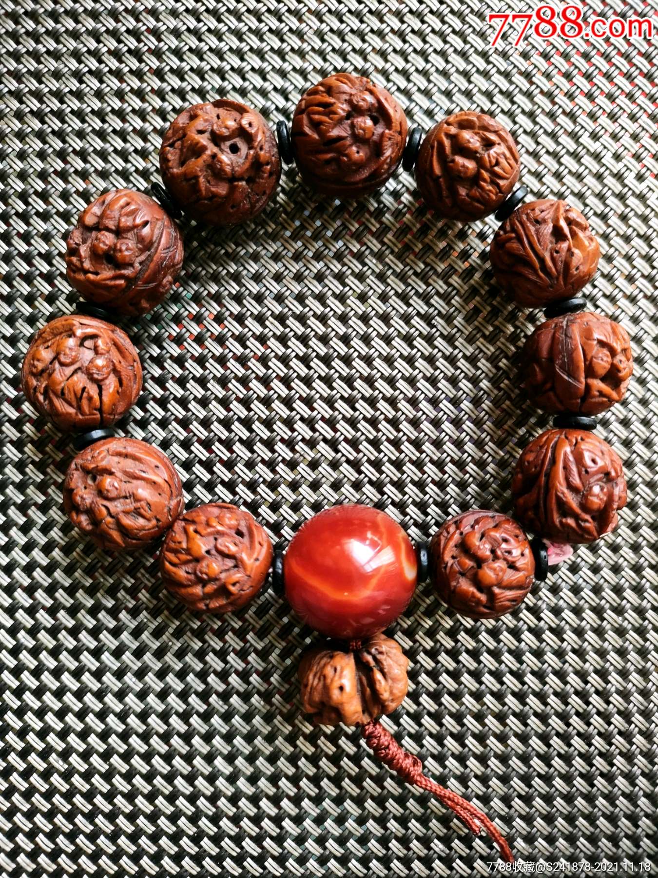 老双面核雕罗汉手串