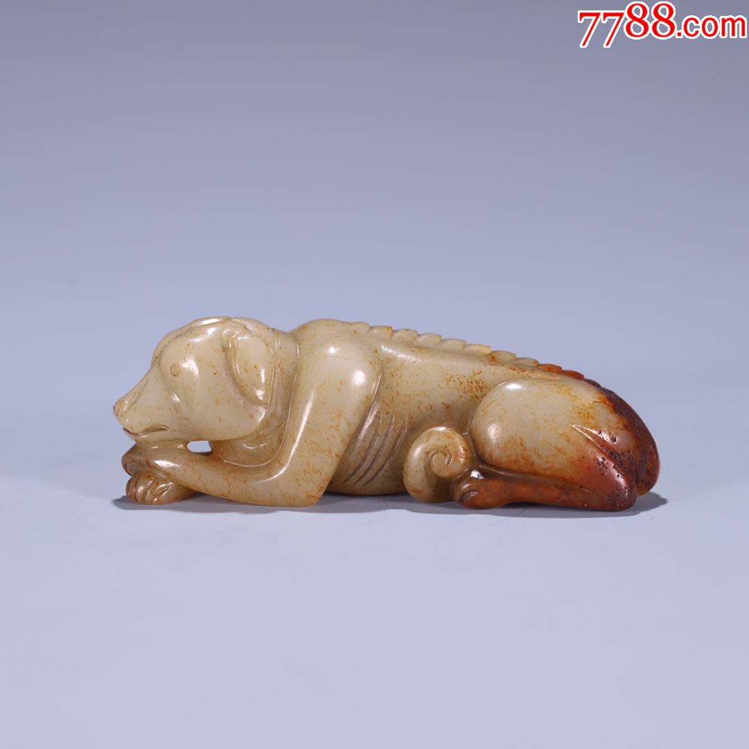 和田玉卧犬