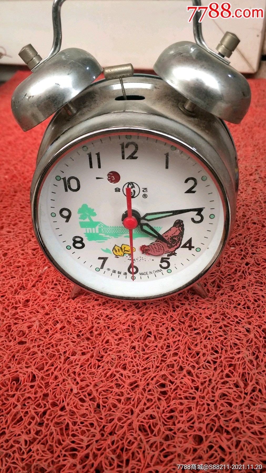 合飞鸡多米闹钟