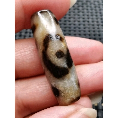 藏传千年玛瑙黄沁两眼天珠