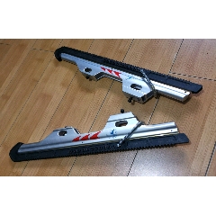 全新"飞航"牌冰刀一副!【无鞋】