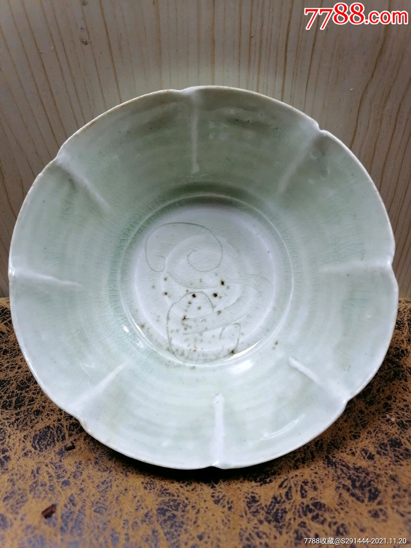 南宋湖田窑花口碗