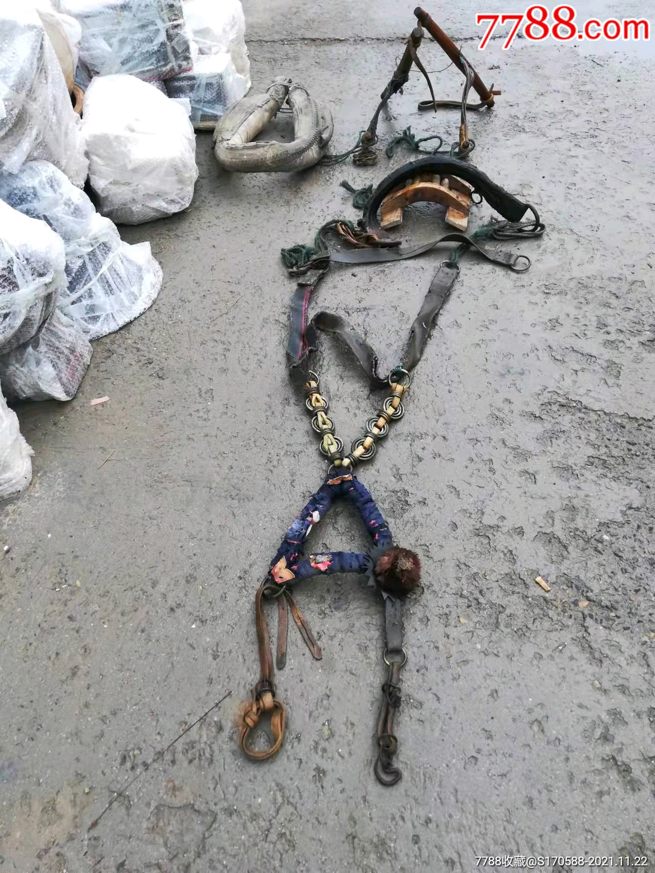 清代铜马套完整