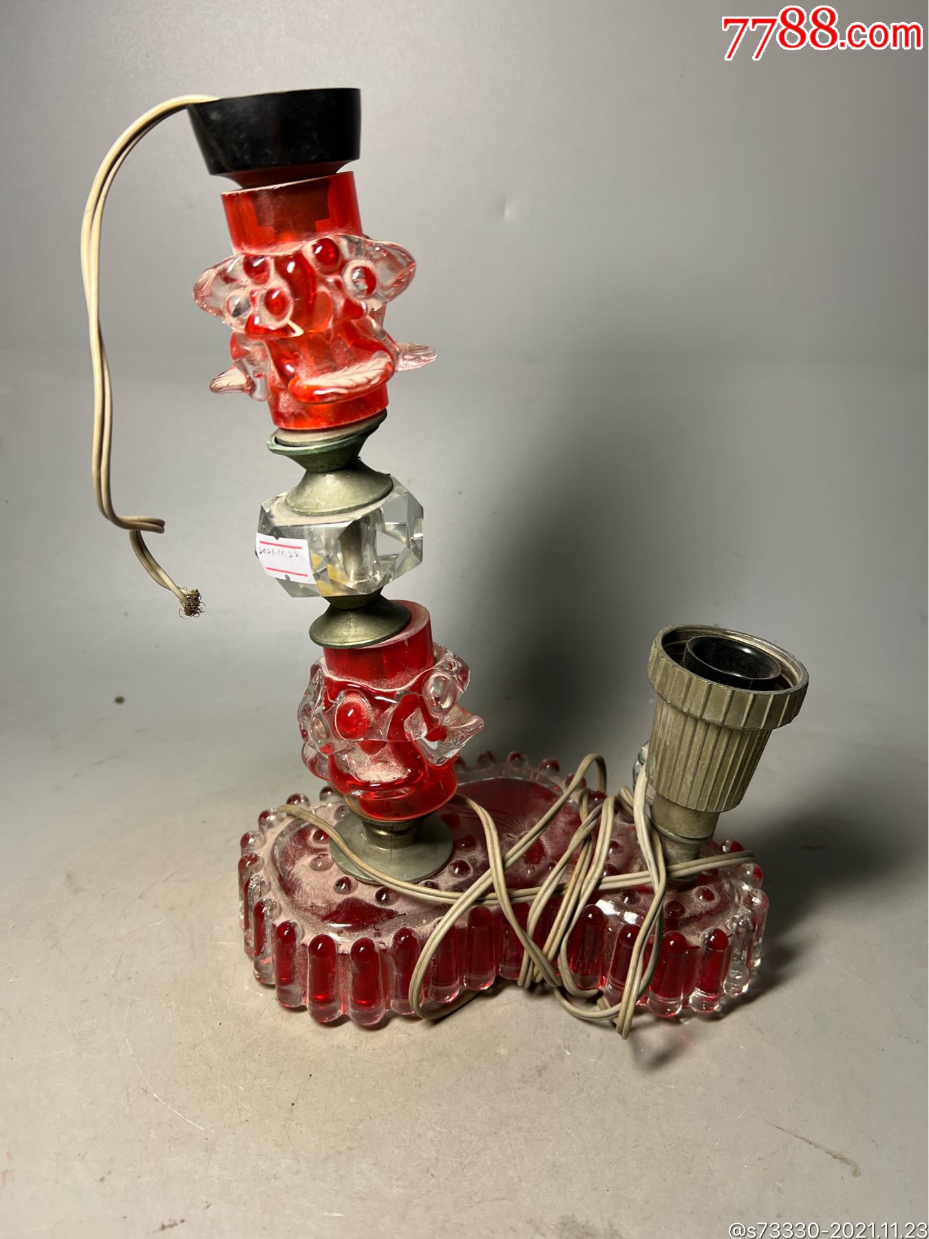 怀旧老物件道路陈列70年代左右玻璃台风螺丝松