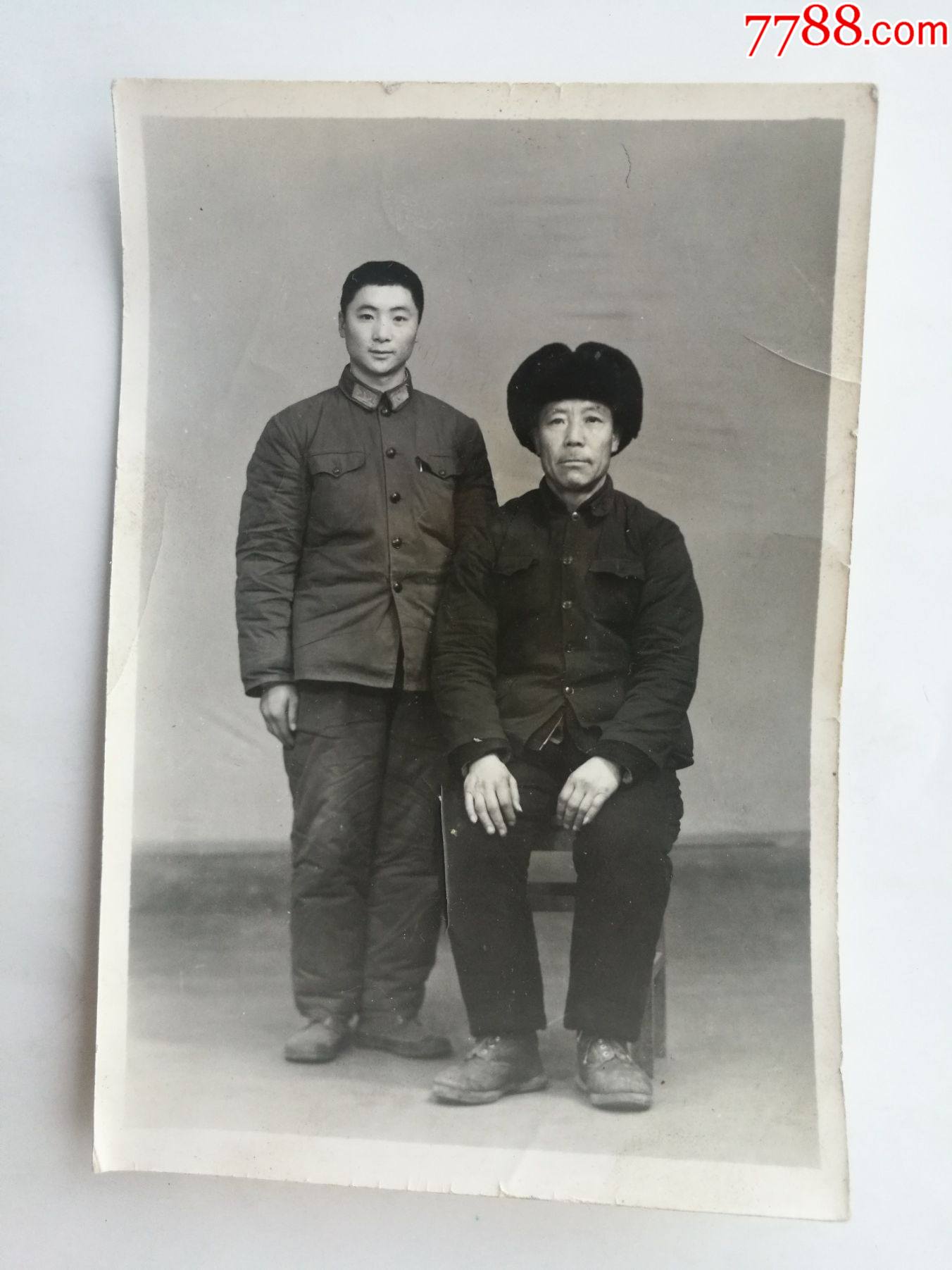父子留影-价格:3元-se84332812-老照片-零售-7788收藏__收藏热线