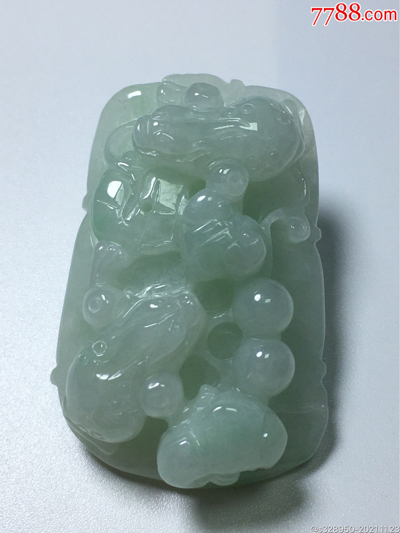 缅甸翡翠a货呱呱来财吊坠