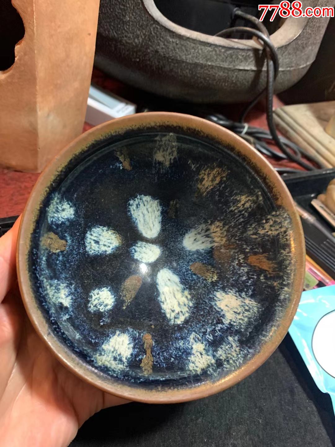 建窑窑变花斑茶盏