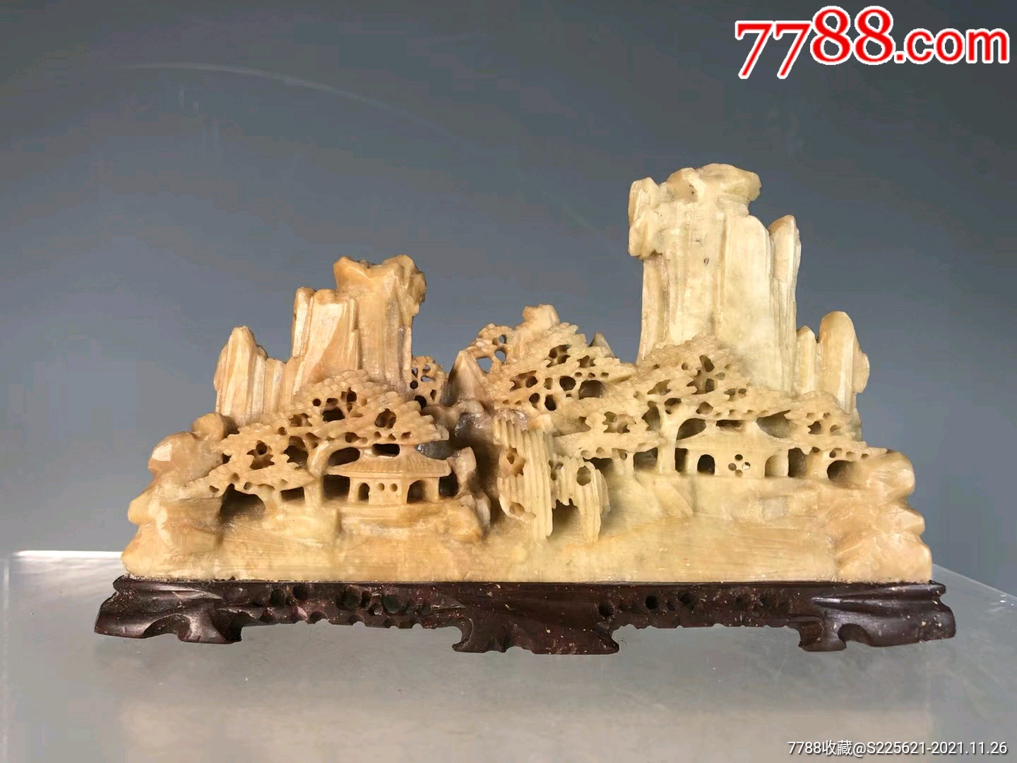 青田石高山亭阁山子摆件