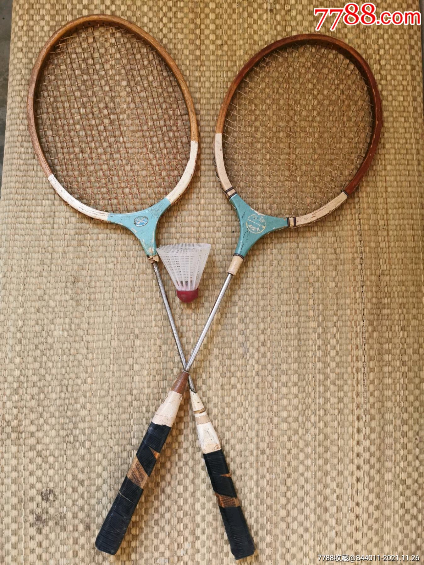 80年代羽毛球拍老体育器材