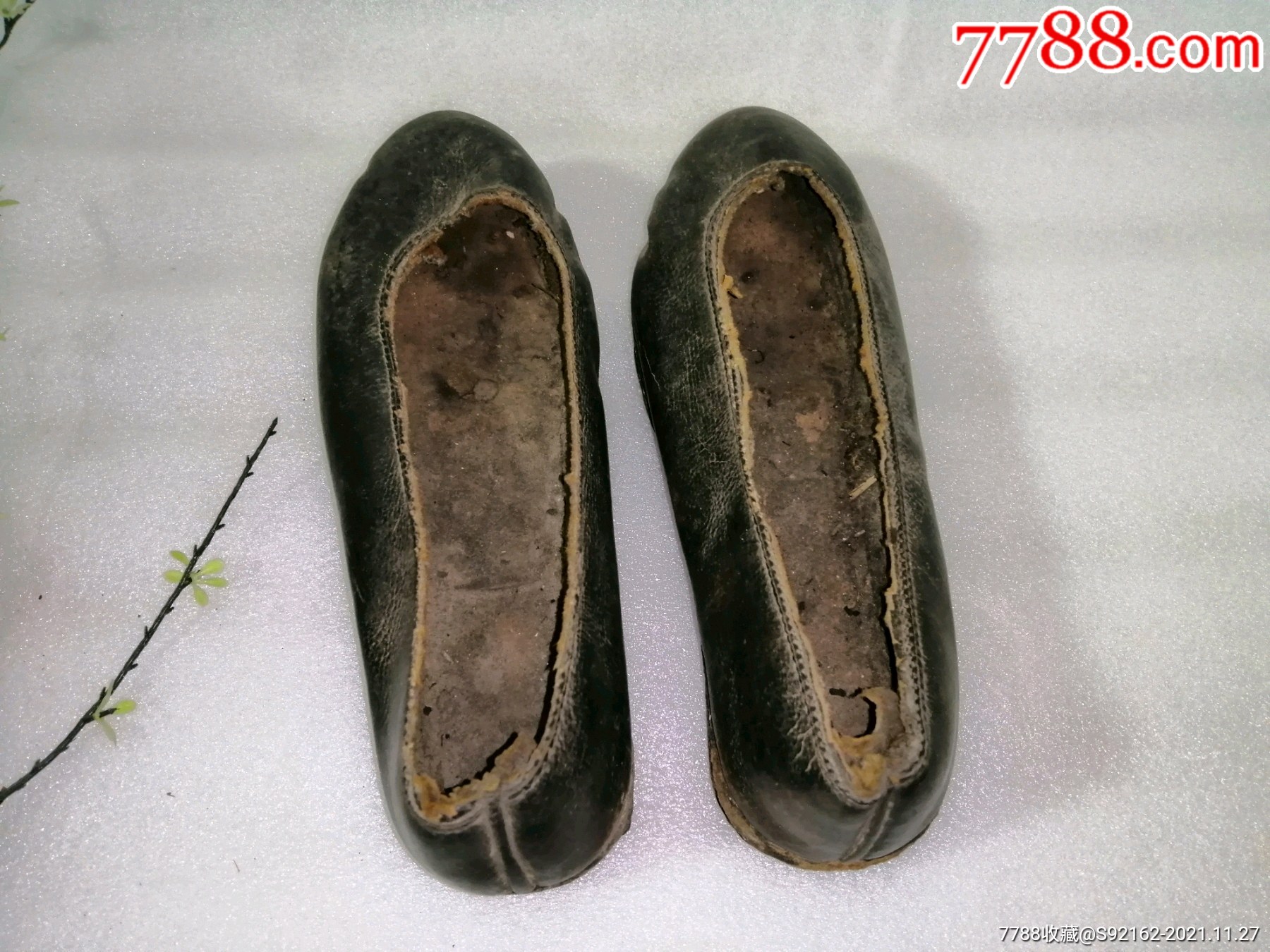 古董鞋很有年代感的鞋年份自鉴很少见的真牛皮钉子鞋