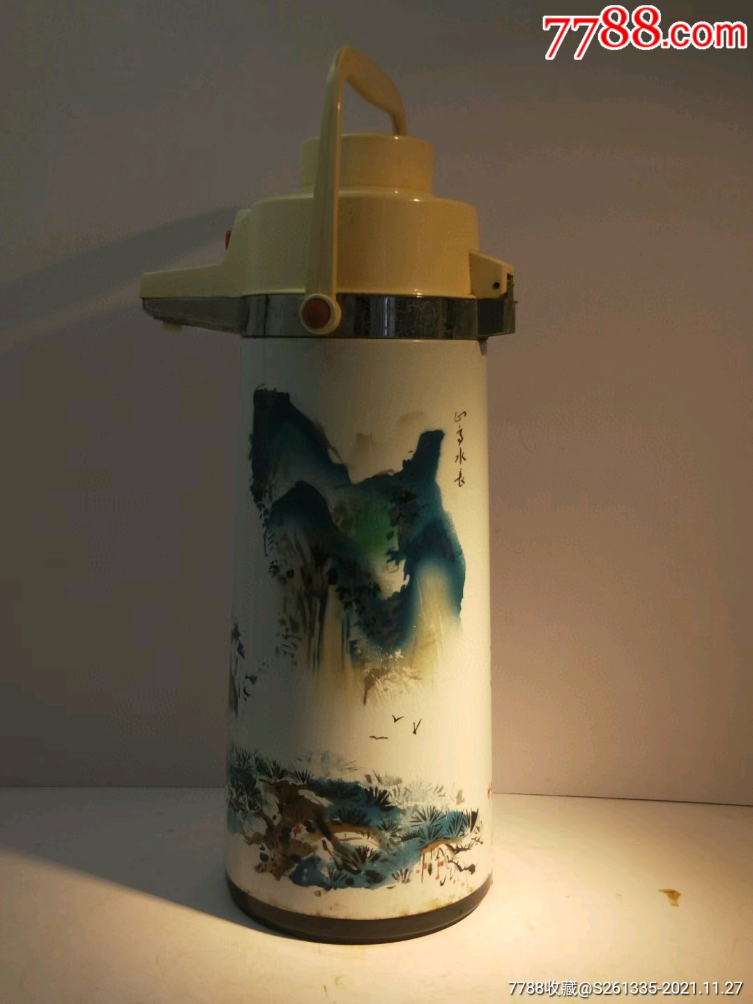 8年搪瓷暖瓶正常使用喜欢的结缘