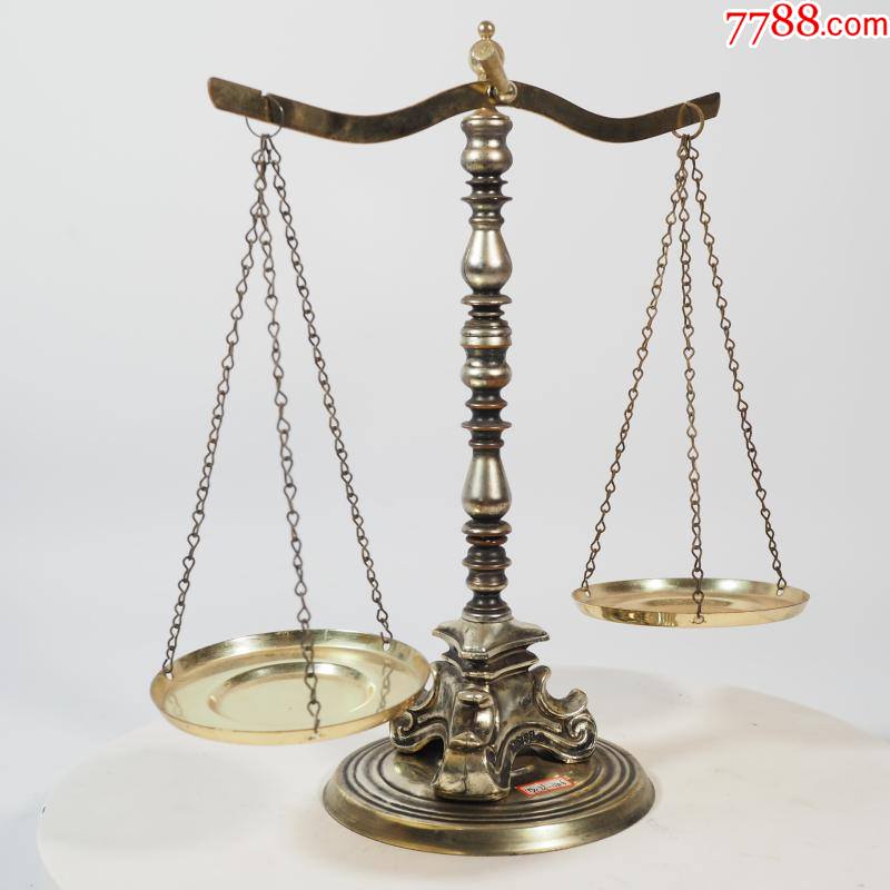 西洋古董古玩老式金属天平秤复古古典摆件欧式老物件书房客厅卧室