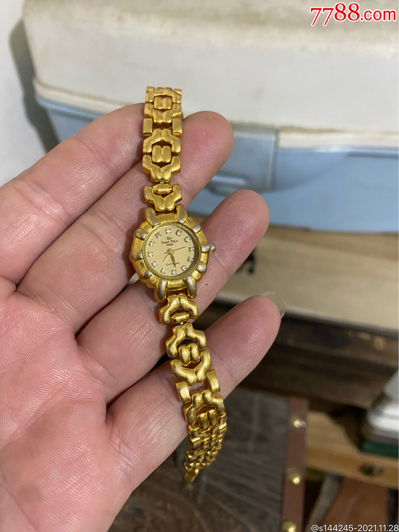 瑞士镀金23k女士石英腕表