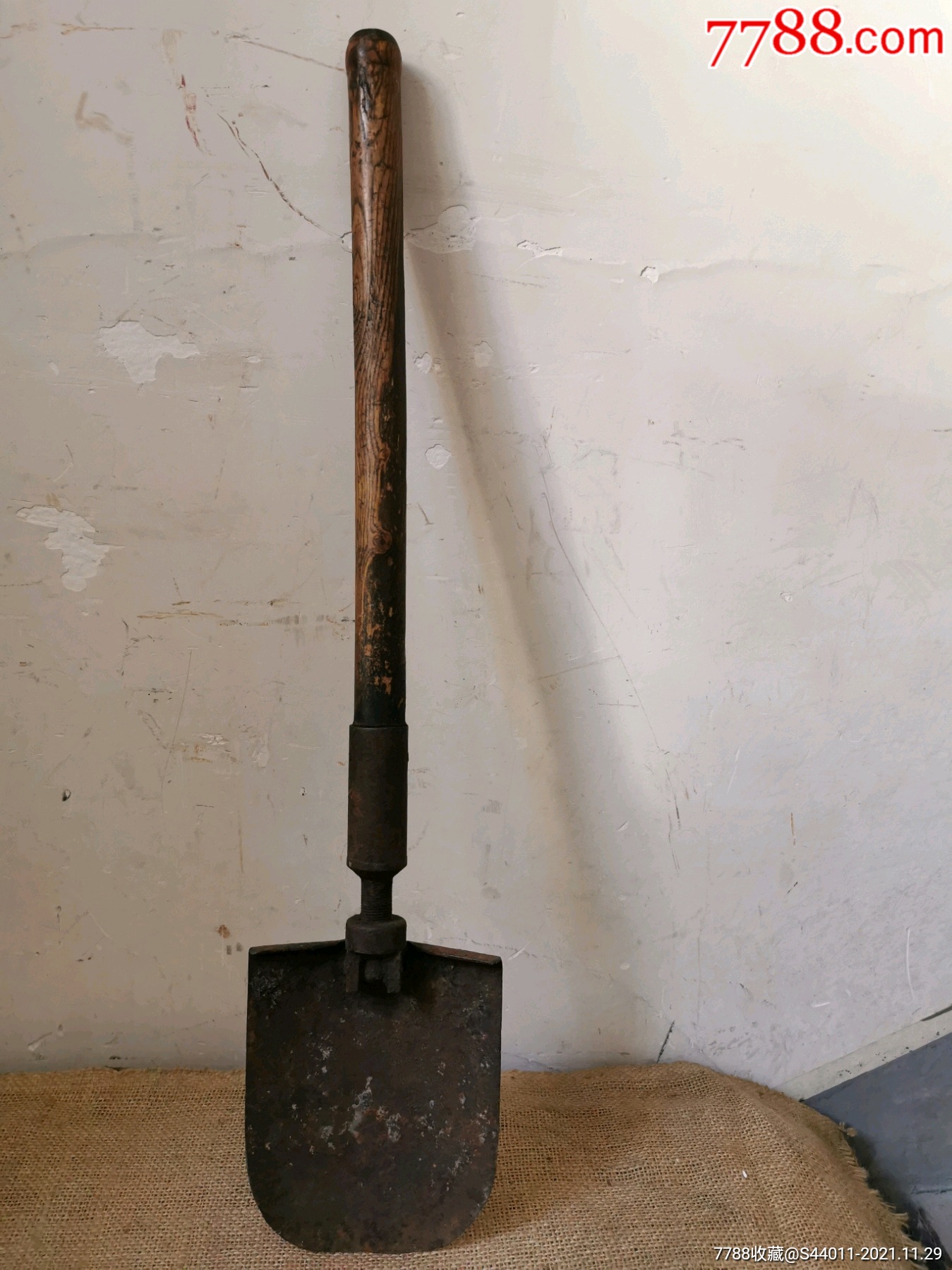 抗美援朝时期缴获美军锹老物件