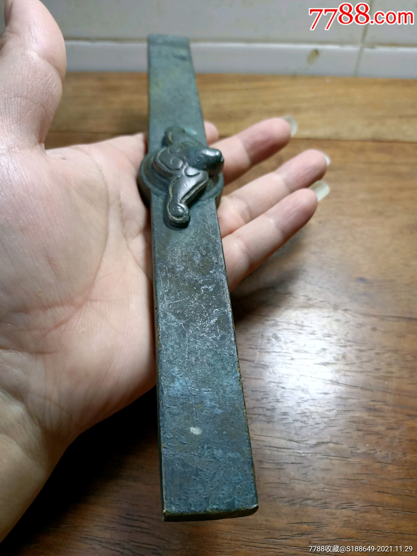 清代文房铜镇纸福在眼前非常的光滑细腻温润厚重品相完整磕碰甚少