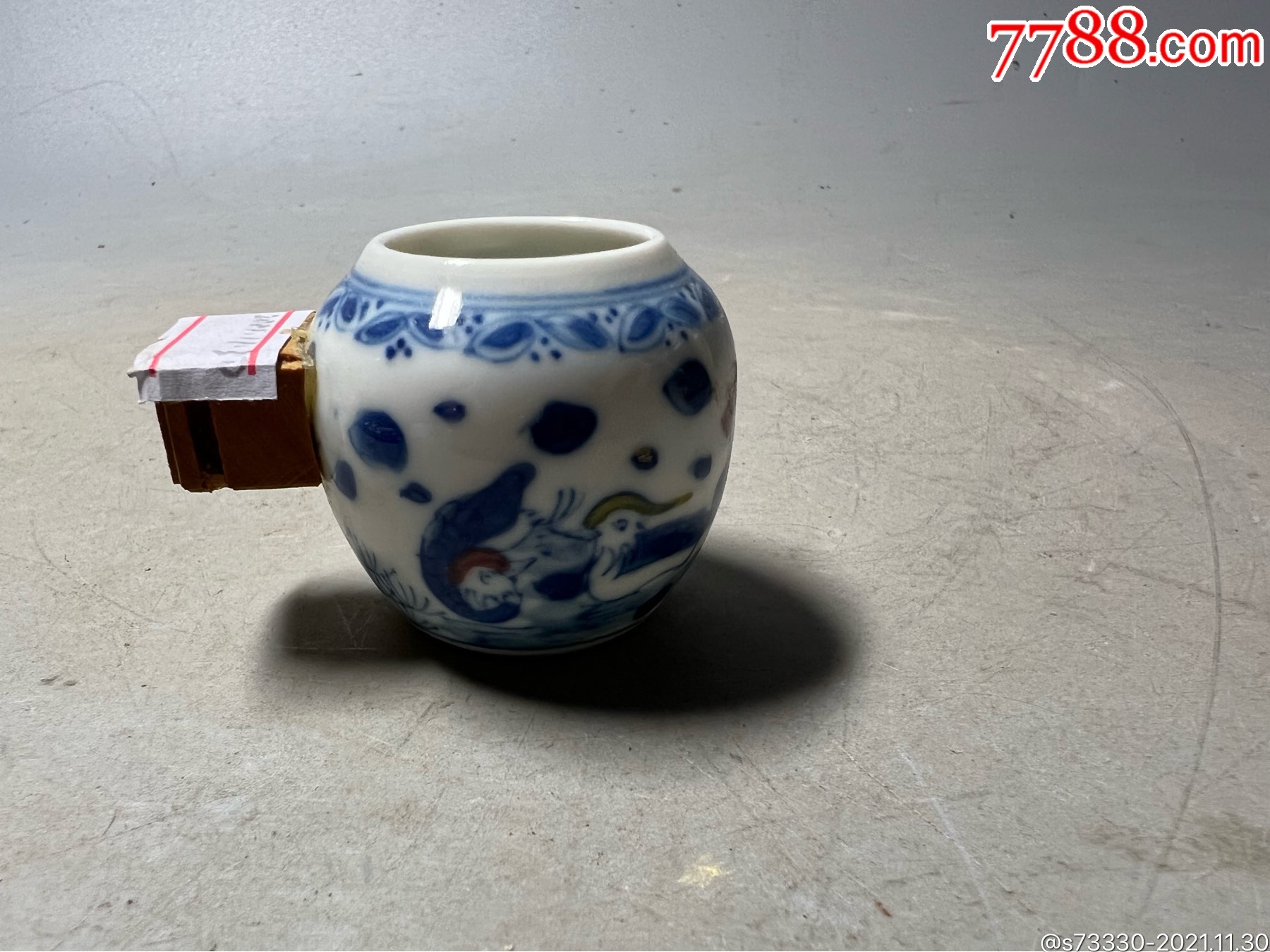 80年代左右,青花釉里红,鸳鸯戏水鸟食罐一只_价格65元【专注寡妇二十