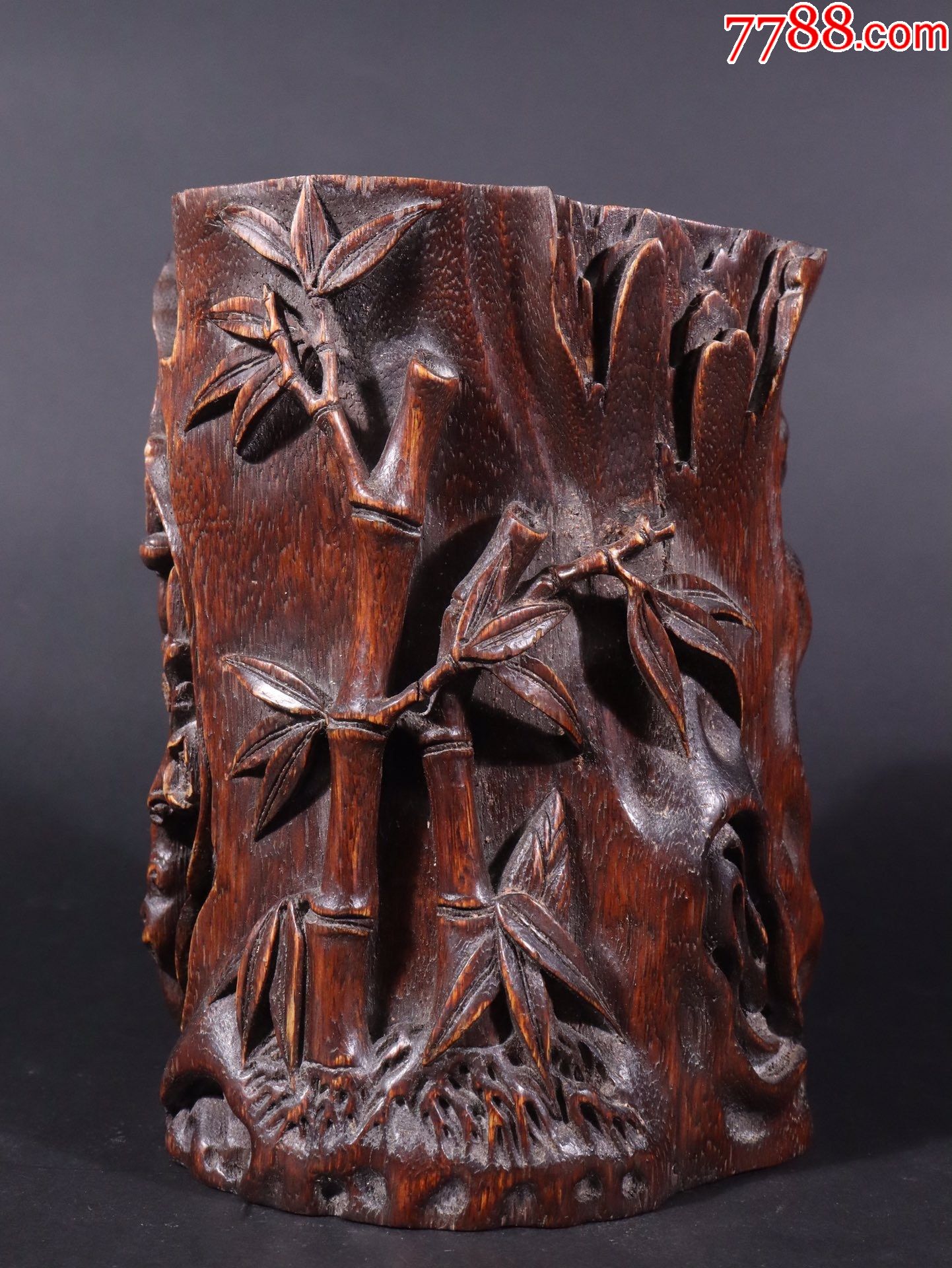 老沉香木雕岁寒三友笔筒