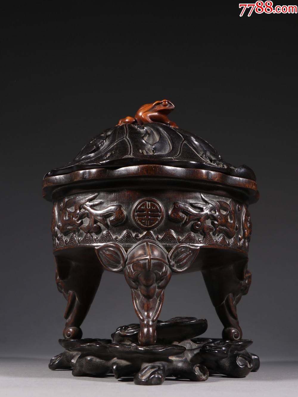 老沉香双龙献寿三足熏炉
