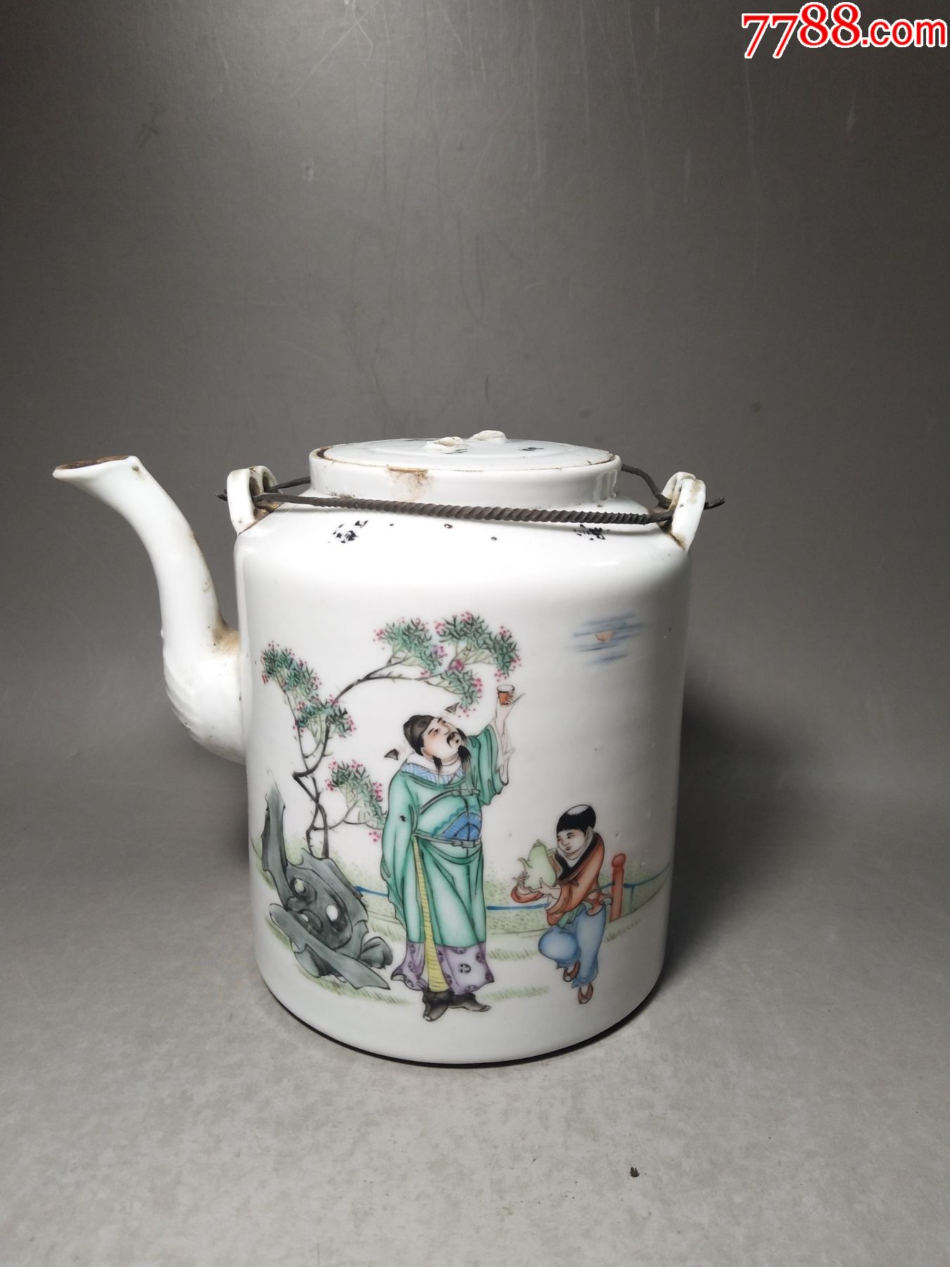 竹里馆作举杯邀明月粉彩人物茶壶