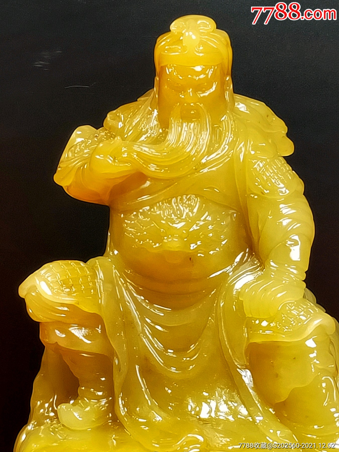 黄龙玉巧雕武财神关公摆件30252