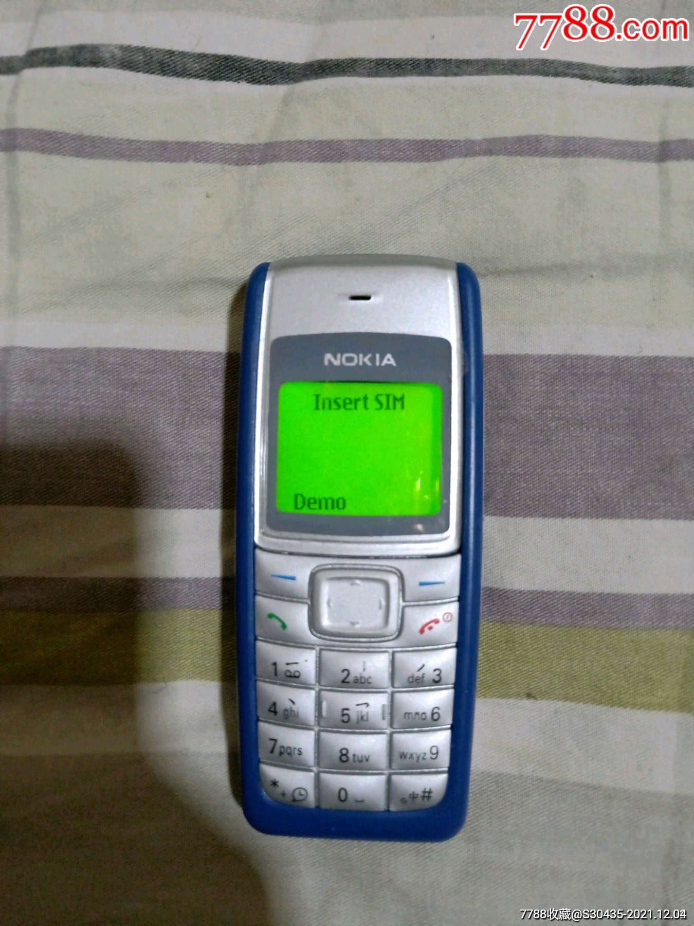 2001年全新未用诺基亚1110