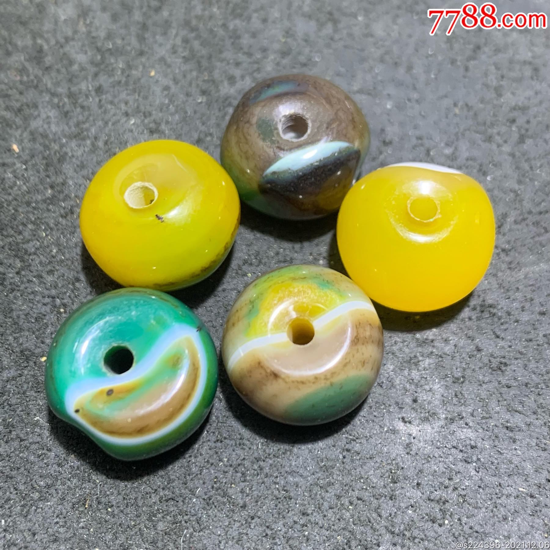 通货缠丝玛瑙算盘珠一组