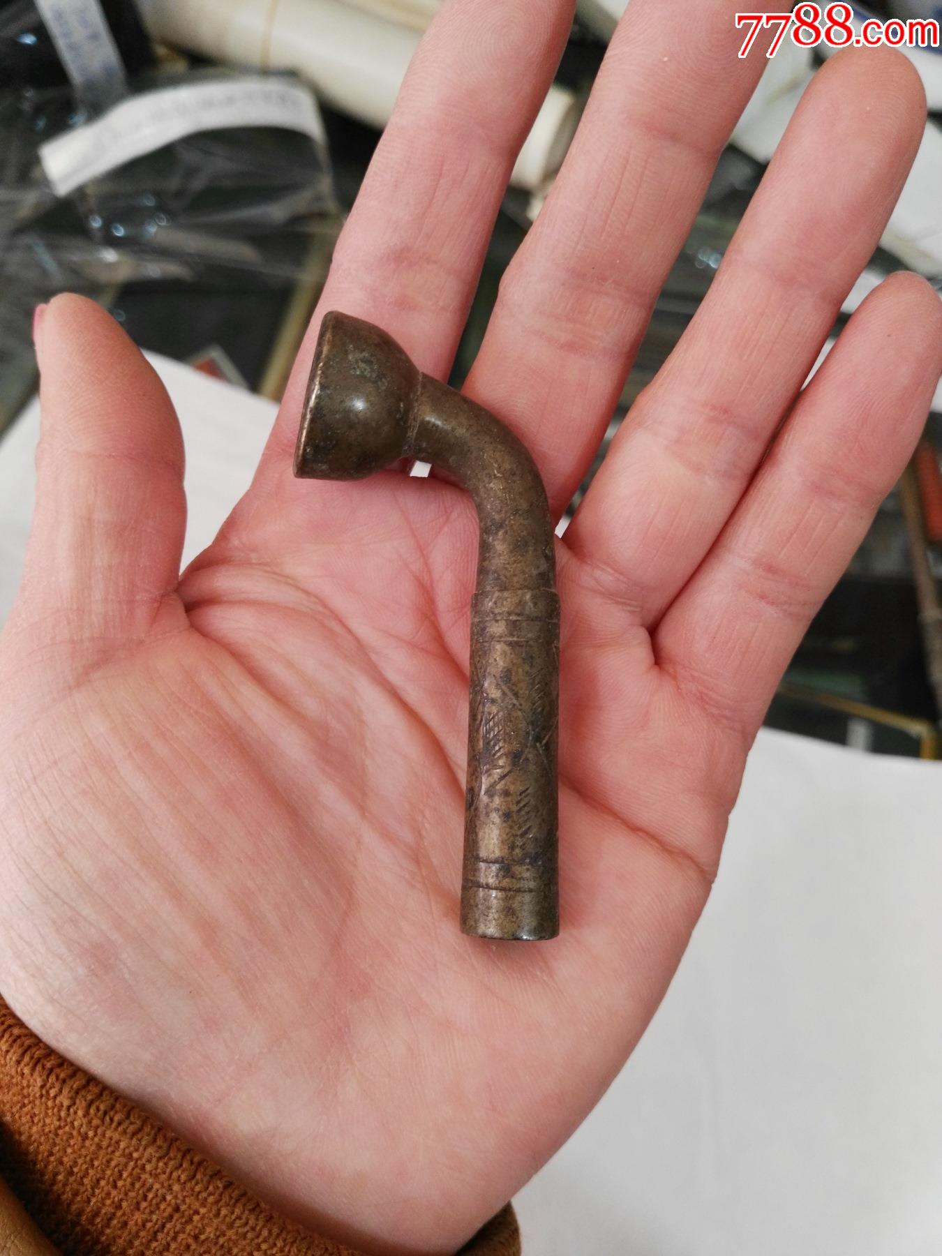 民国刻花漂亮烟袋锅一个