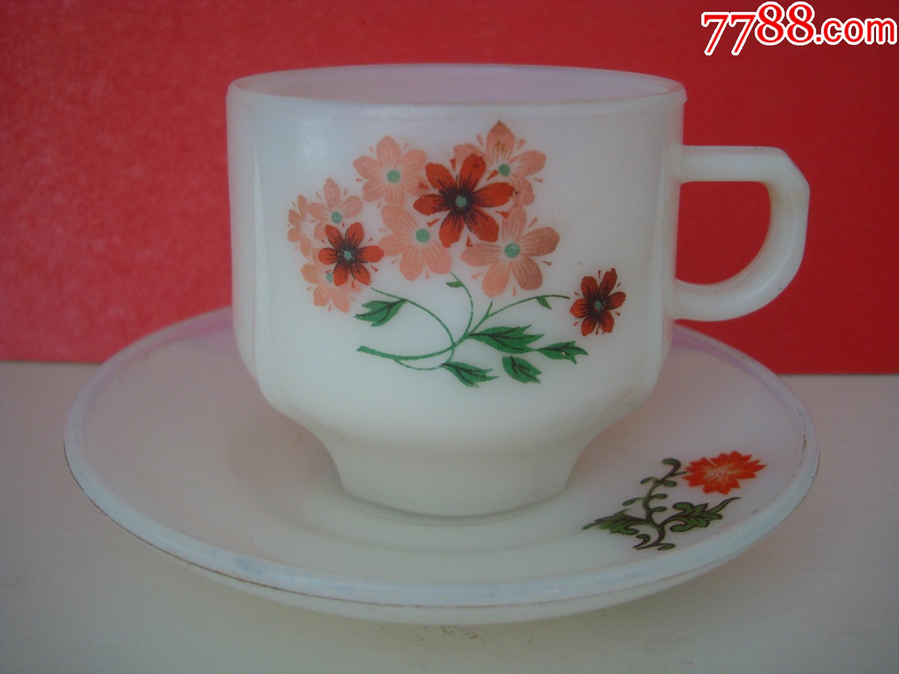 雪花商标中国制造――琉璃咖啡杯托碟一套