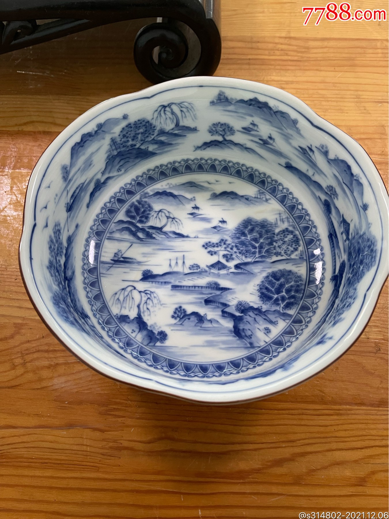 库山窑青花赤绘葵口大碗大钵