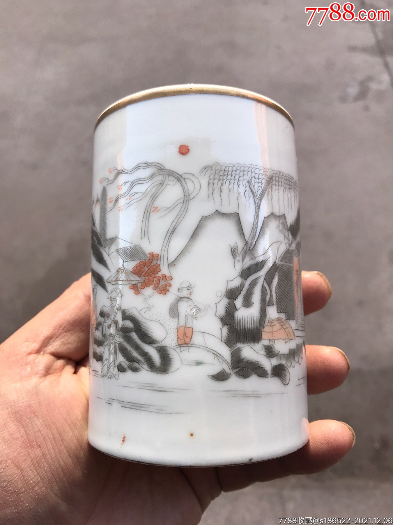 清代墨彩描金渔樵耕读笔筒