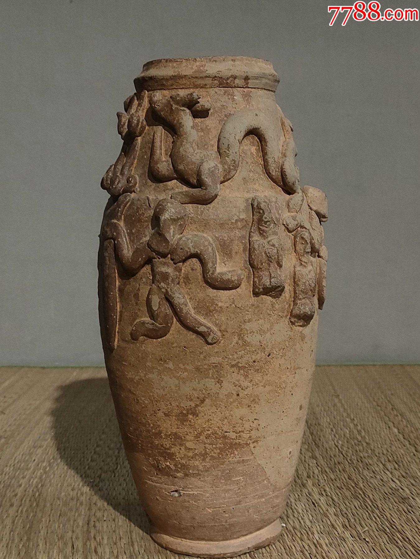 古代陶瓶子