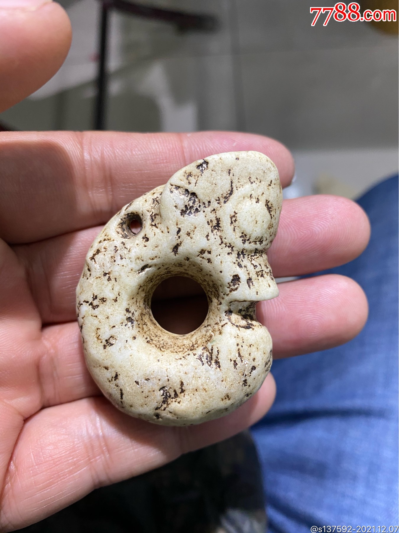 玉猪龙摆件开门老