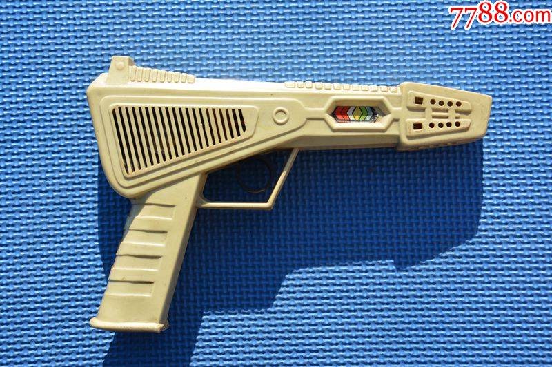 90年代唐老鸭塑料玩具老物件摆设