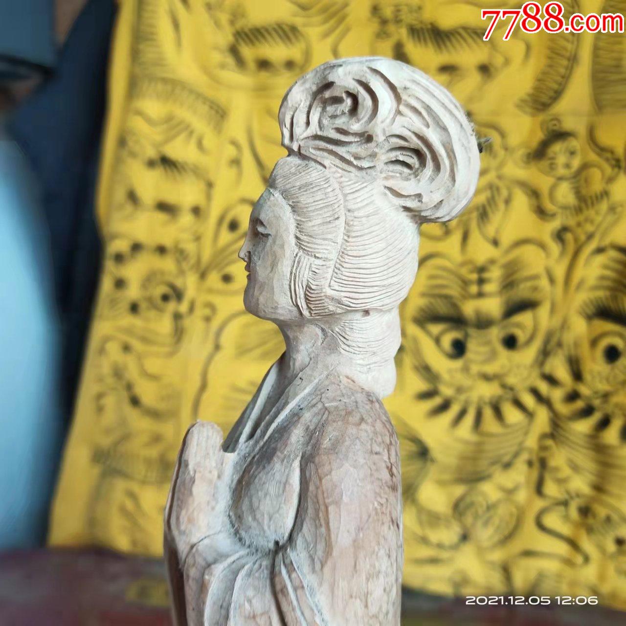 手工雕木雕仕女估计是貂蝉拜月那头发雕的很细实物更漂亮