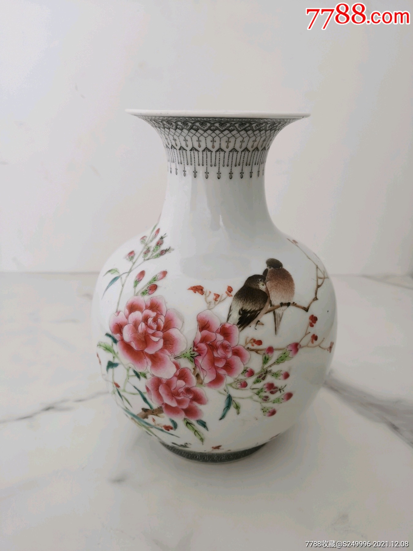 景德镇手绘喜鹊老花瓶