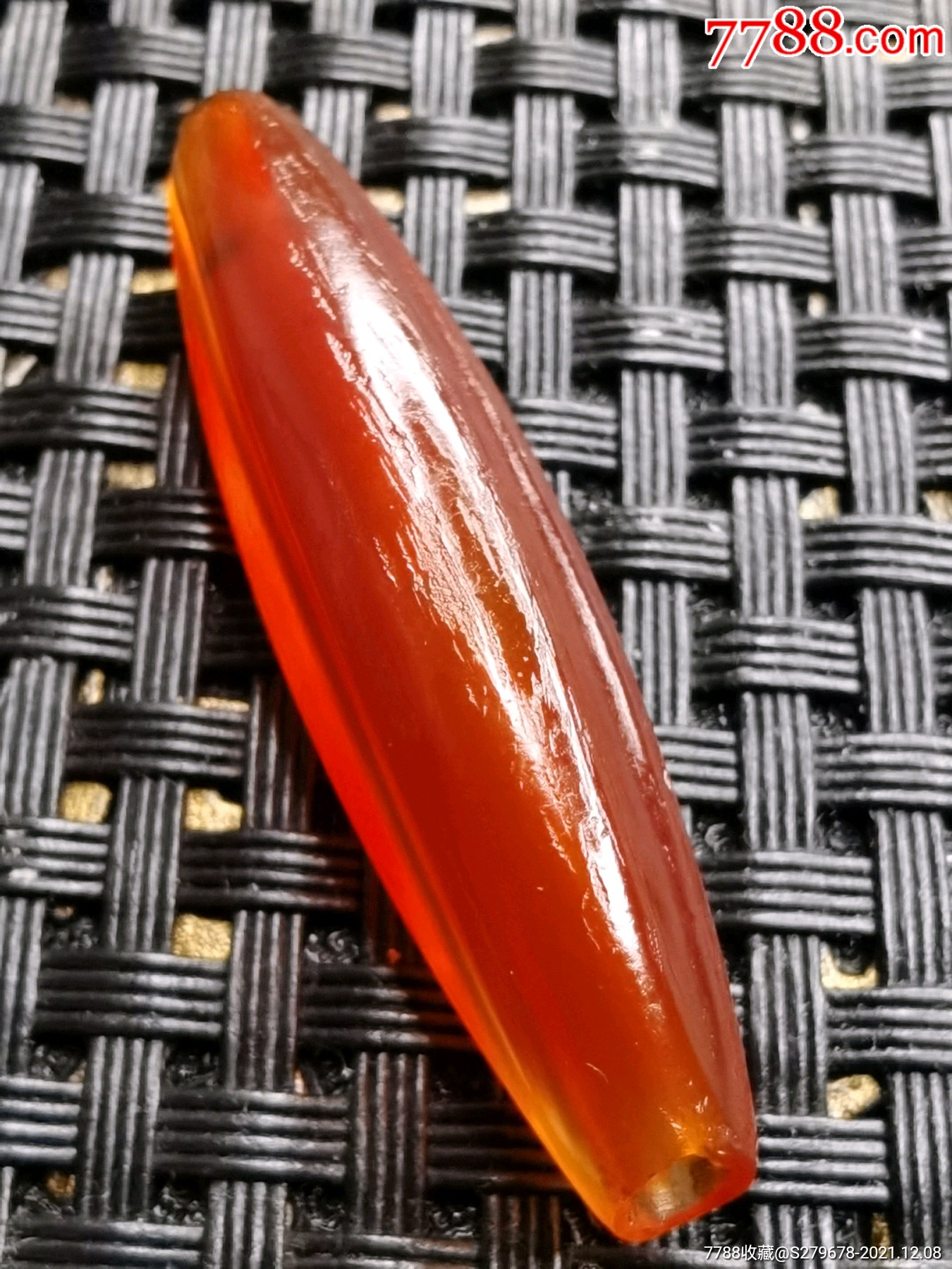 辽金红玛瑙管珠勒子