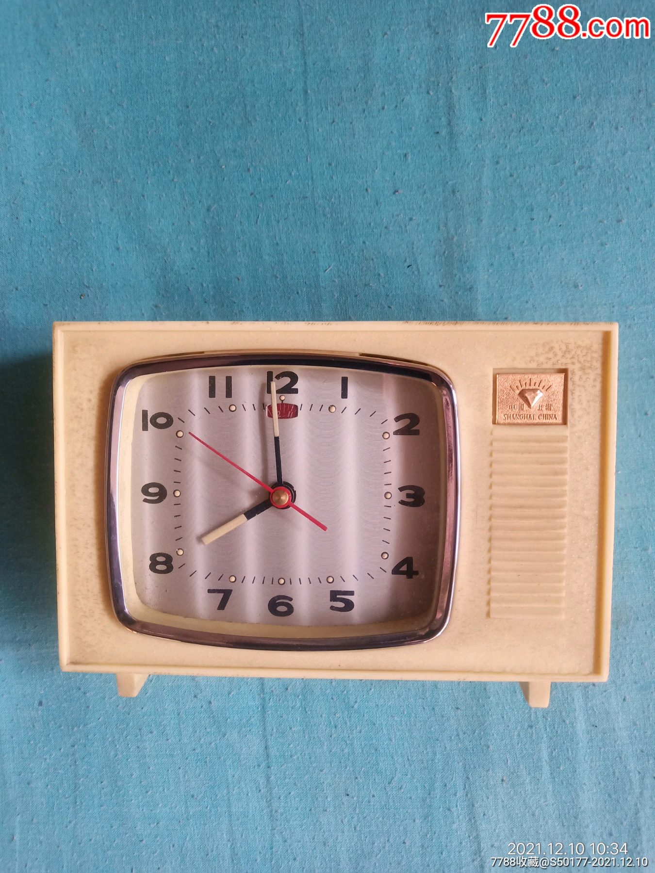 钻石牌老闹钟电视形状闹钟
