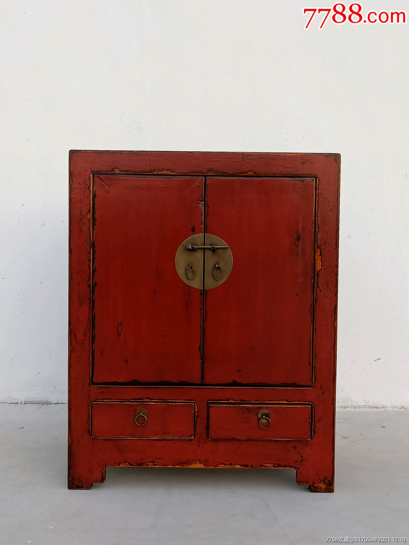 红色彩漆老榆木收纳柜二闷柜.双开门带两抽设计,简单大气,复古风.