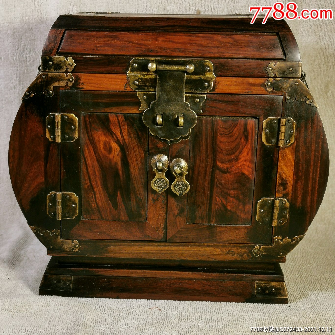 旧藏乡下偶得黄花梨木官箱首饰盒一套木质纹理清晰明朗雕工做工精美
