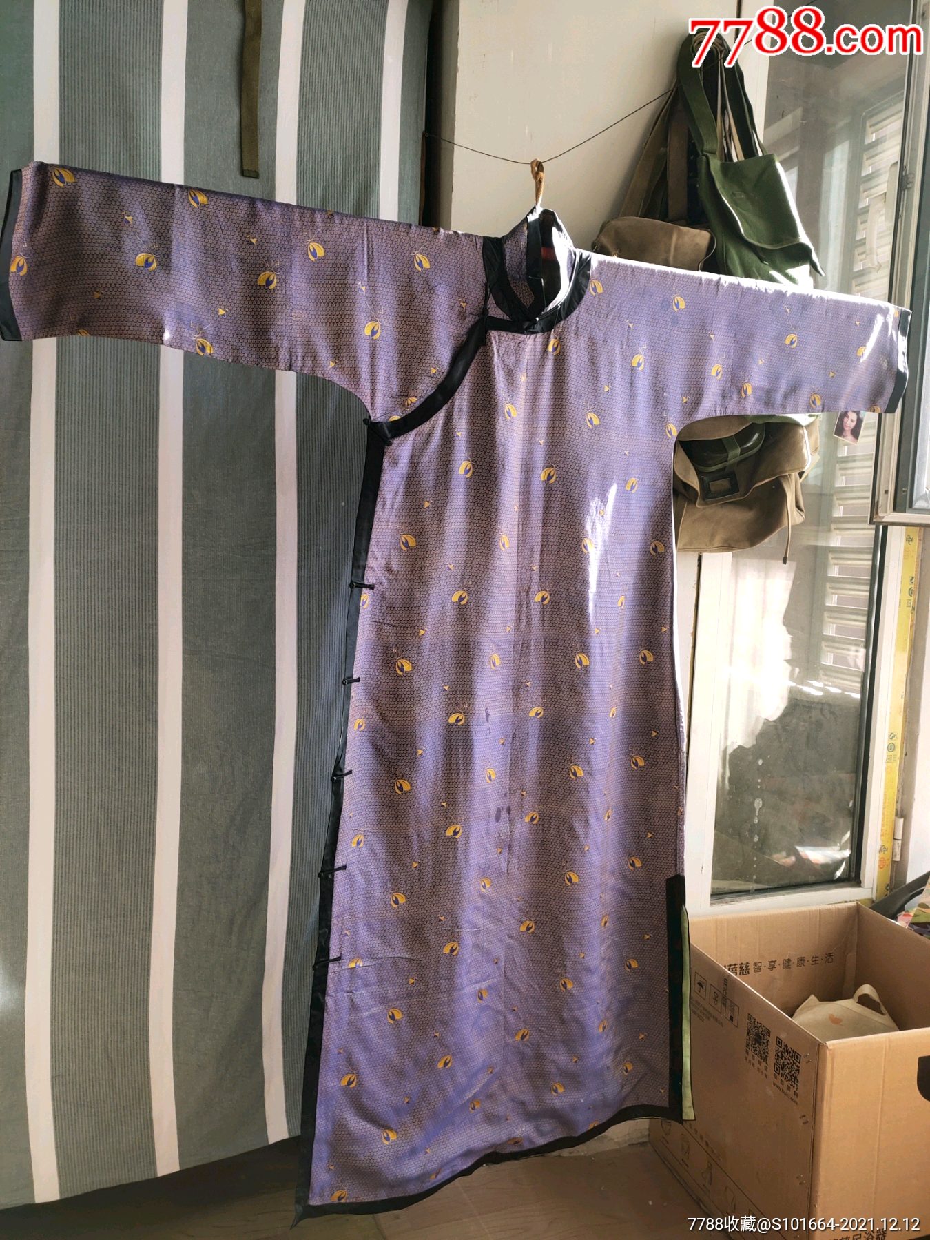 民国30s丝绸绲边旗袍