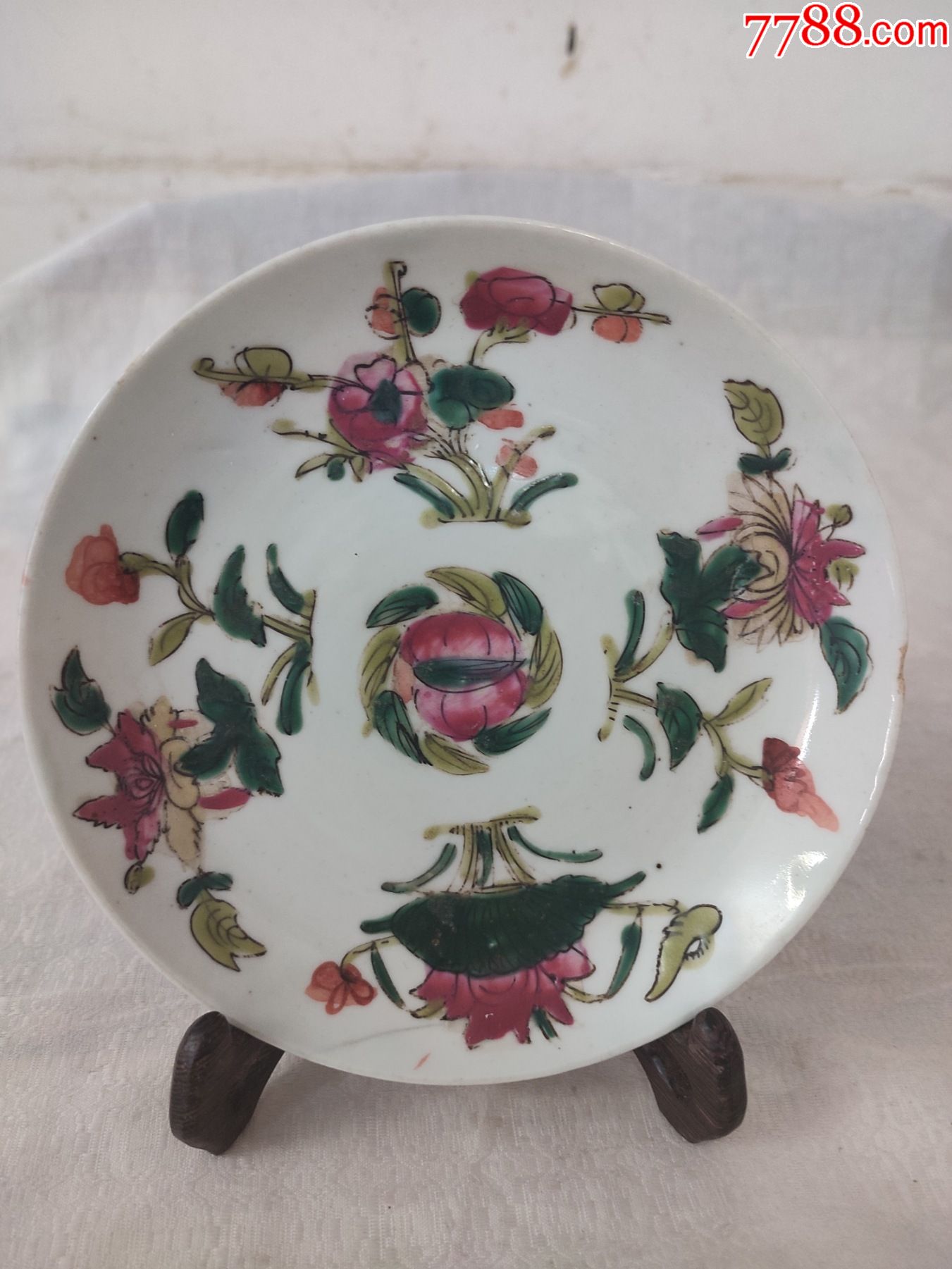 6908民国四季花粉彩中号盘