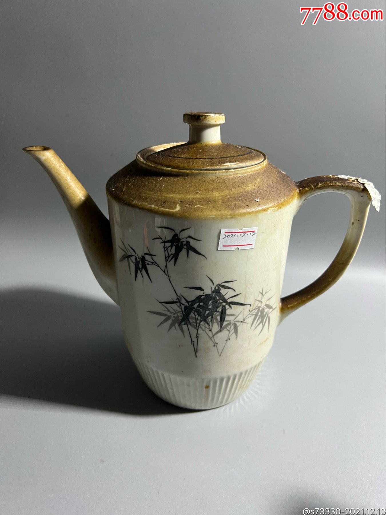 80年代景德镇墨竹茶壶一把