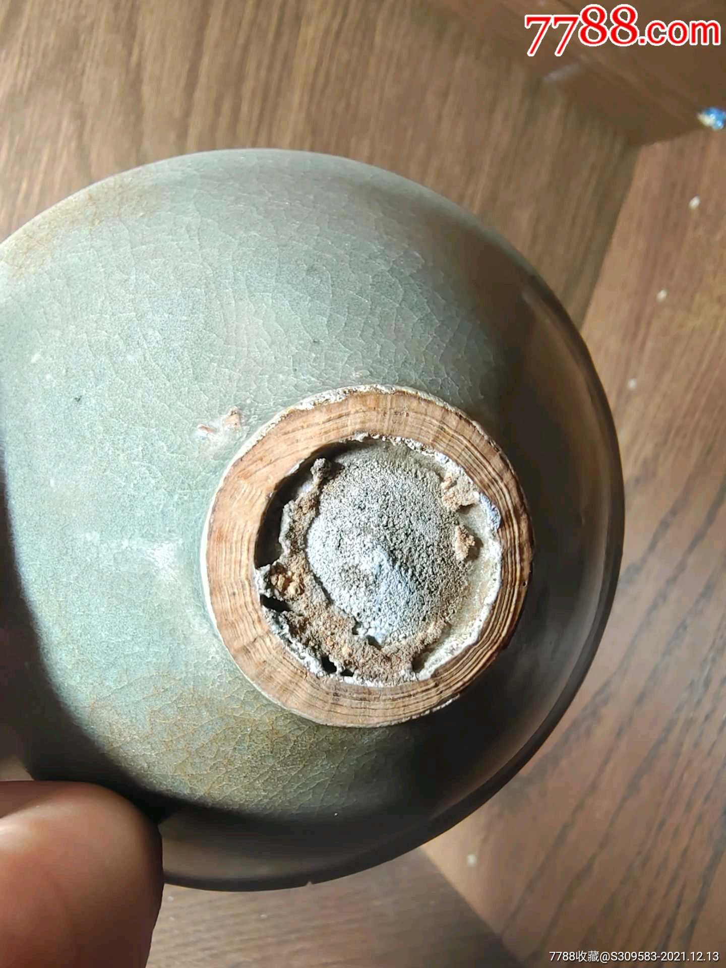 宋金代耀州窑橄榄绿素盏一枚