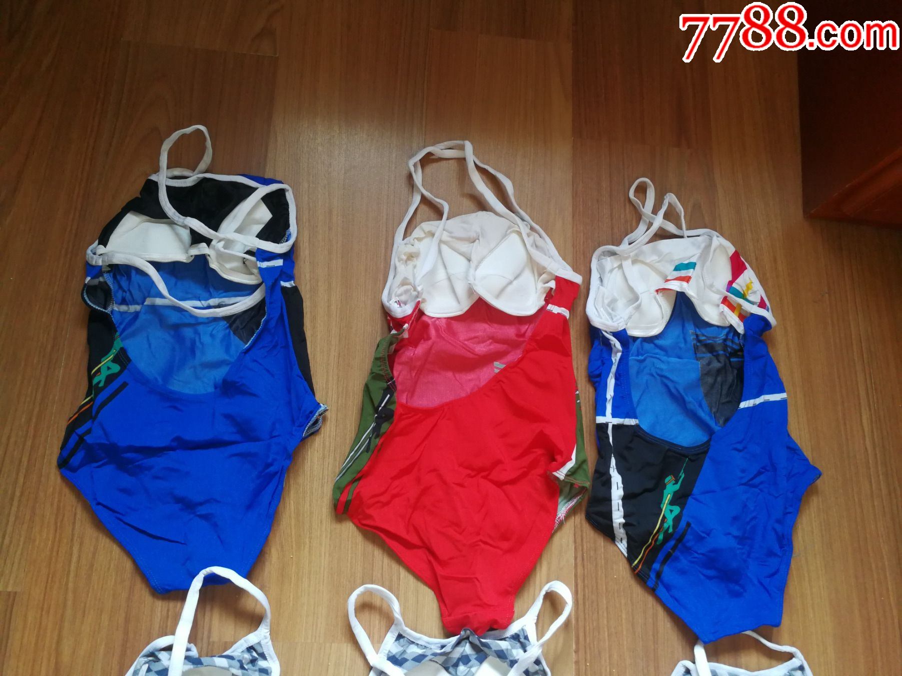 全新九十年代游泳衣-价格:38元-se84314194-运动服-零售-7788棋牌玩具