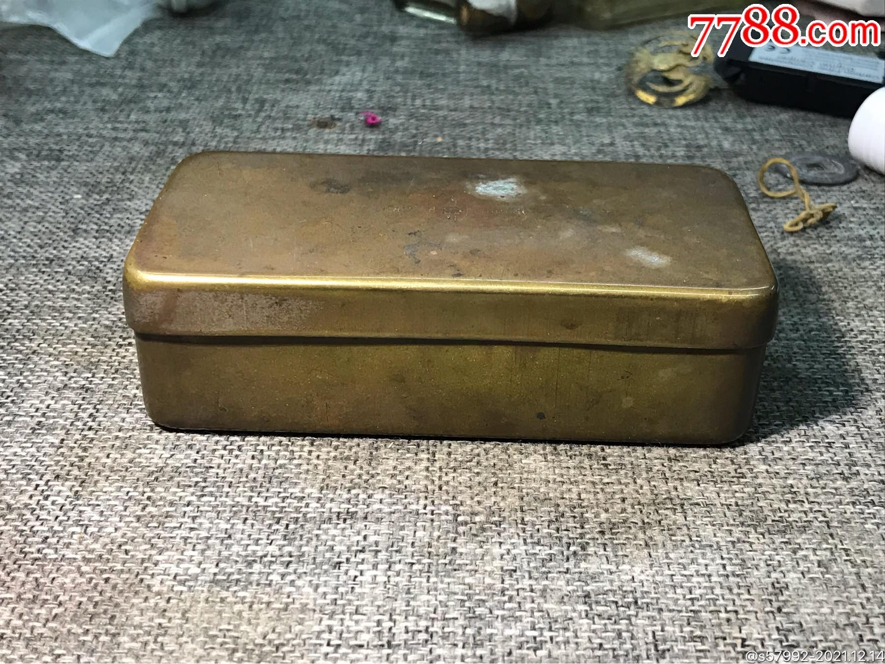 民国铜盒